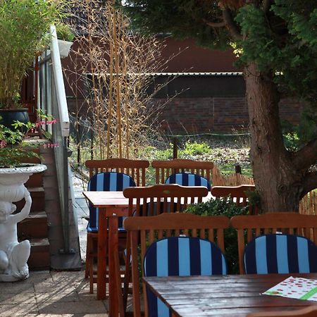 Hotellerie Gasthaus Schubert Гарбсен Экстерьер фото