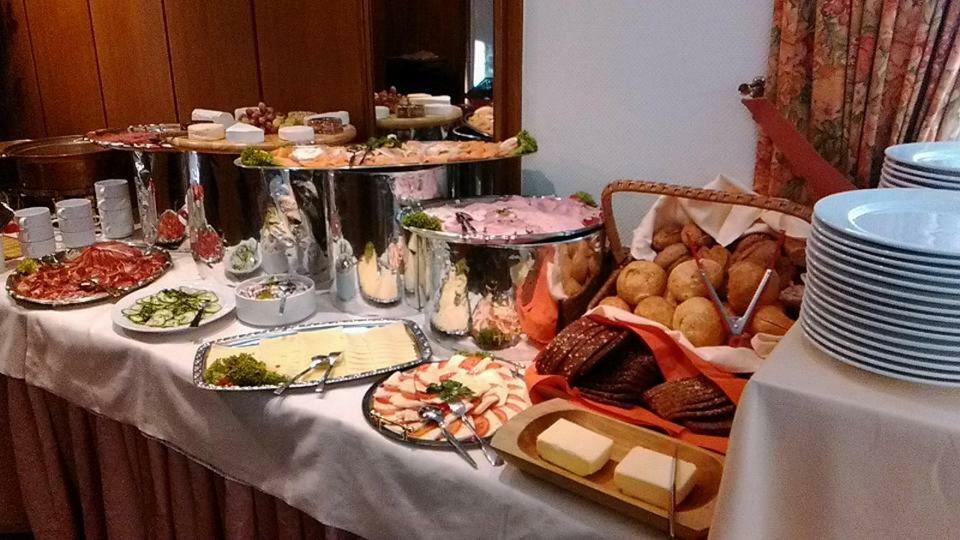 Hotellerie Gasthaus Schubert Гарбсен Экстерьер фото